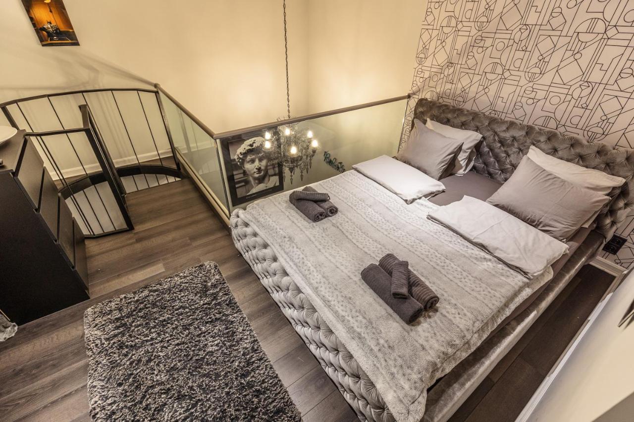 Bobo'S Luxury Apartment Budapest Esterno foto